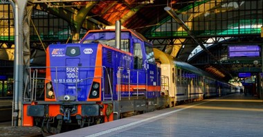 Spalinowe problemy PKP IC. Przewoźnik chce dzierżawić SU42