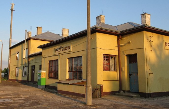 Przysucha traci dostęp do pociągów dalekobieżnych. „Tylko czasowo”  