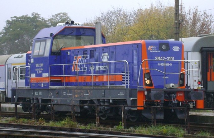 PKP Intercity zleci naprawę P4 zmodernizowanych lokomotyw SM42