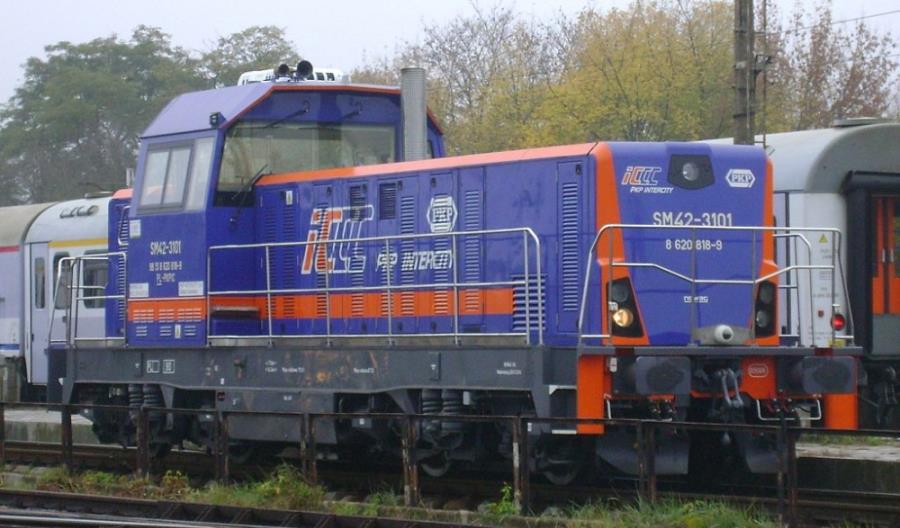 PKP Intercity zleci naprawę P4 zmodernizowanych lokomotyw SM42 PKP Intercity zleci naprawę P4 zmodernizowanych lokomotyw SM42
