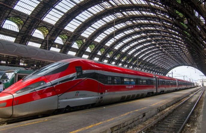 Frecciarossa w Paryżu. Koleje Włoskie chcą konkurować z francuskim