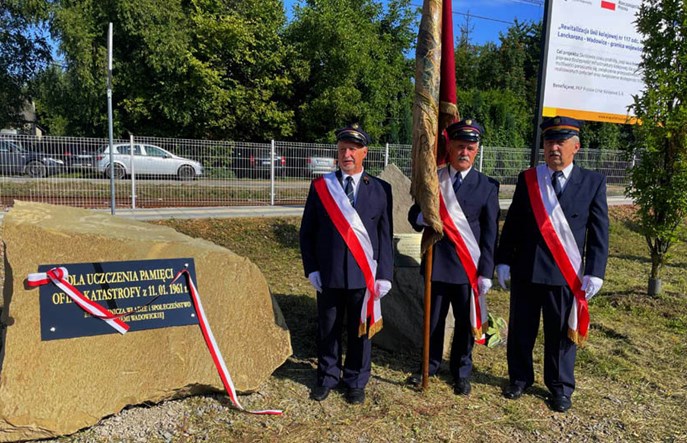 Odsłonięto obelisk upamiętniający wadowicką katastrofę kolejową z 1961 roku