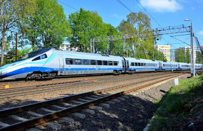 PKP Intercity ma za mało pociągów na 200 km/h
