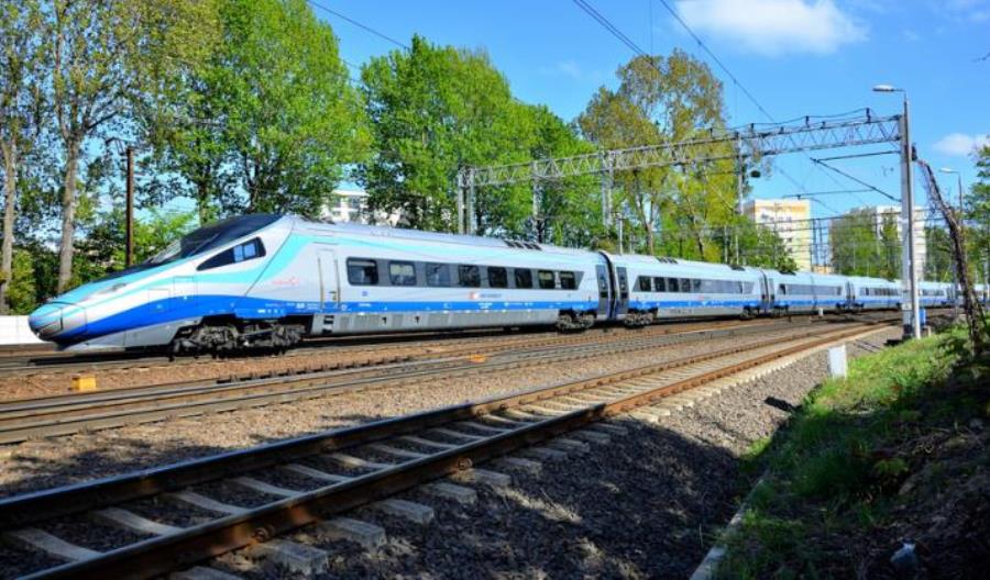 PKP Intercity ma za mało pociągów na 200 km/h PKP Intercity ma za mało pociągów na 200 km/h