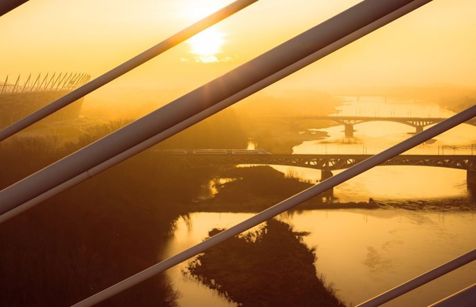 W wakacje PKP Intercity przewiozło o połowę więcej pasażerów niż w 2020 r.