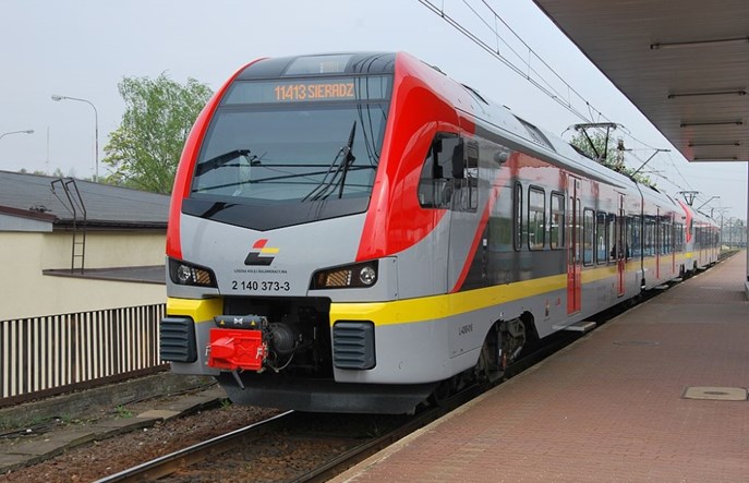 ŁKA ogranicza kursowanie pociągów przez COVID