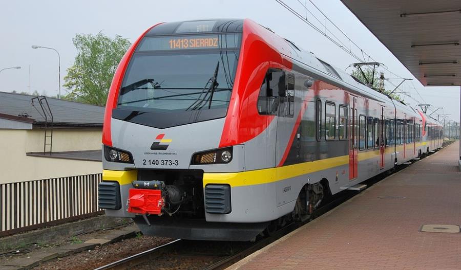 ŁKA ogranicza kursowanie pociągów przez COVID