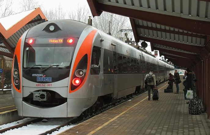 Czy pociągi na Wschód wracają na stałe? MI: Popieramy, ale nie decydujemy