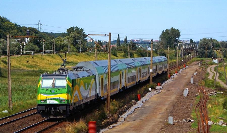 PKP Intercity próbowało zablokować pociąg Słoneczny Kolei Mazowieckich