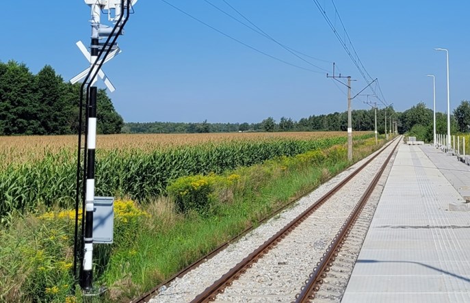 Pociągiem do Wojnowa i Jelcza od grudnia tego roku? Brakuje taboru