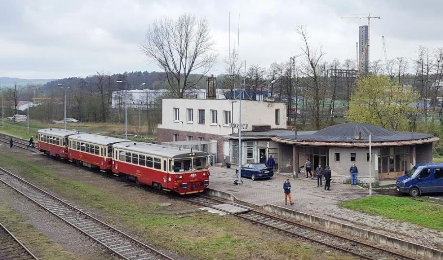 Jest umowa na studium Kolej Plus do Bogatyni Jest umowa na studium Kolej Plus do Bogatyni
