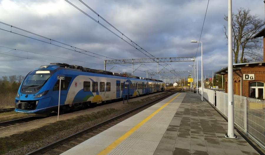 Trakcja SA przedstawia stanowisko w sprawie SKM Szczecin. Koniec prac niemożliwy w 2023 roku Trakcja SA przedstawia stanowisko w sprawie SKM Szczecin. Koniec prac niemożliwy w 2023 roku