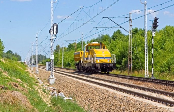 Zakaz wykonywania działalności przez ośrodek szkolenia i egzaminowania maszynistów Mobil Lok Servis