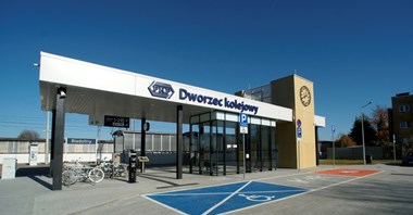 Kolejne dwa dworce systemowe w województwie małopolskim otwarte [zdjęcia]