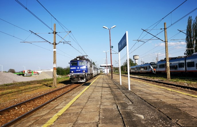 Pociągi dalekobieżne do Buska-Zdroju i Końskich. Plany MI dla Świętokrzyskiego