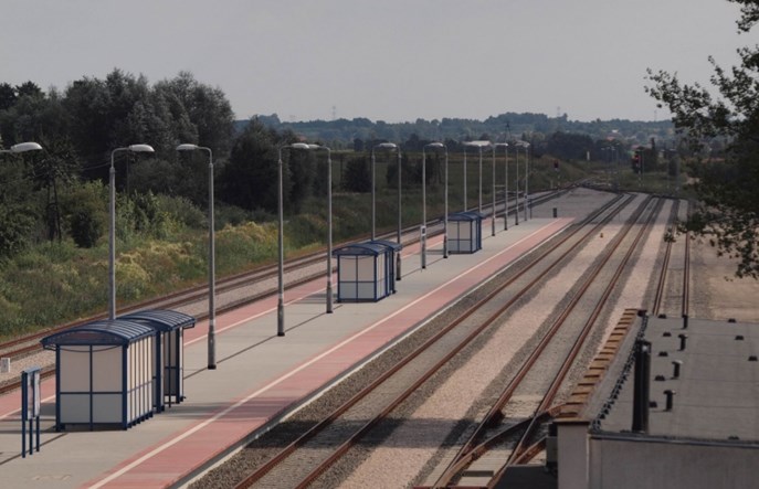 Podkarpackie: Kolej aglomeracyjna i pojemniejsze składy na zelektryfikowanej linii 71