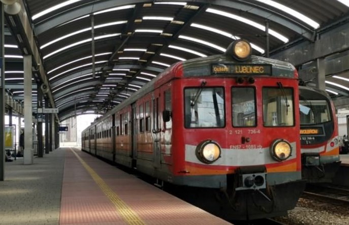 Koniec połączeń Kielce – Katowice przez CMK. „Skończył się projekt unijny” 