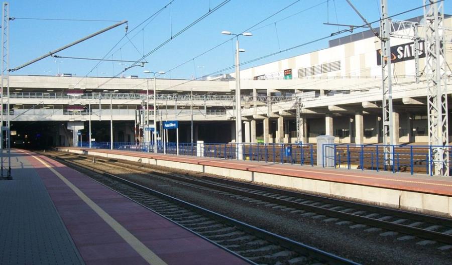 Poznań Gł.: Rozbudowa przejścia podziemnego i budowa nowego peronu idą terminowo Poznań Gł.: Rozbudowa przejścia podziemnego i budowa nowego peronu idą terminowo