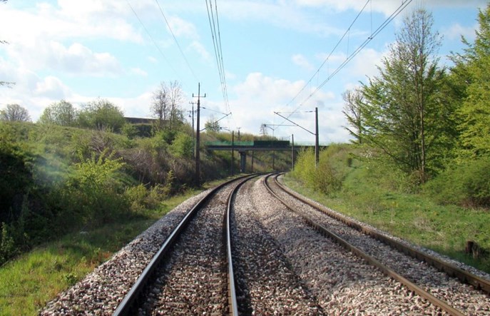 Będą nowe przystanki kolejowe w Kolnie, Szczebrzeszynie i Oławie