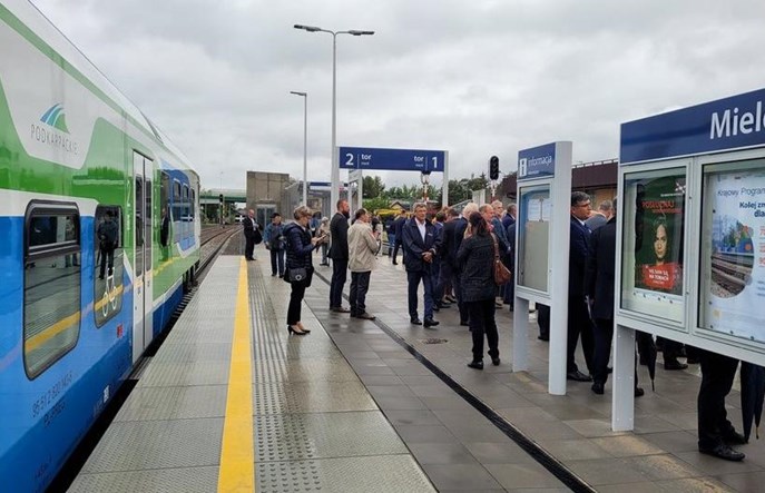 Linia 25: Zbliżają się prace na kolejnych odcinkach