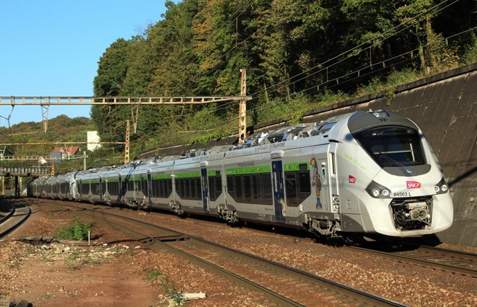 CAF przejmie od Alstomu produkcję pojazdów Coradia Polyvalent i Talent 3