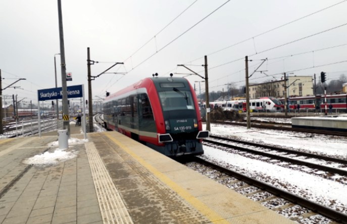 Łódzki marszałek: Pociągi do Skarżyska-Kamiennej pozwolą mieszkańcom normalnie funkcjonować 