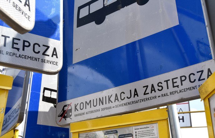 Nie ma komunikacji zastępczej między Toruniem a Chełmżą. Jest spory problem