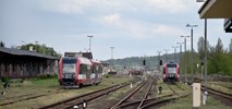 Więcej autobusów Toruń – Chełmża. Komunikacji zastępczej za pociągi brak