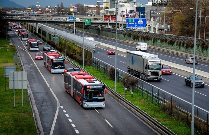 Bratysława z nowymi autobusami. Zakupuje kolejne
