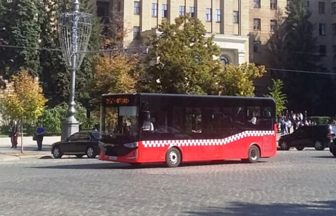 Po ulicach Charkowa jeździ 150 Karsanów. Zamiast marszrutek