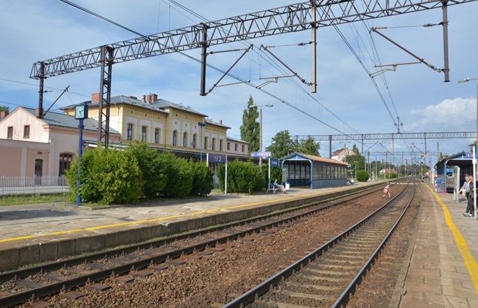 Stacja w Ostródzie do przebudowy. Dłuższy tunel, małe wiaty, zniknie zieleń