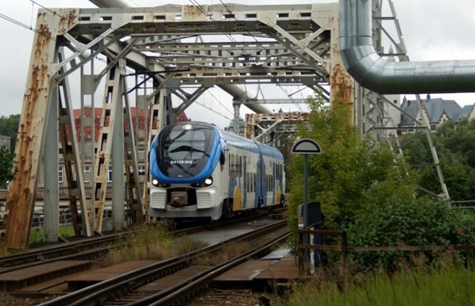 PKP PLK potwierdza: ZRK-DOM zastępczym wykonawcą na linii do Polic