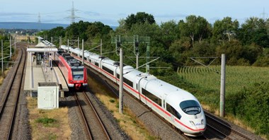 Konduktorzy w Deutsche Bahn nie sprzedają już biletów. Zakup online