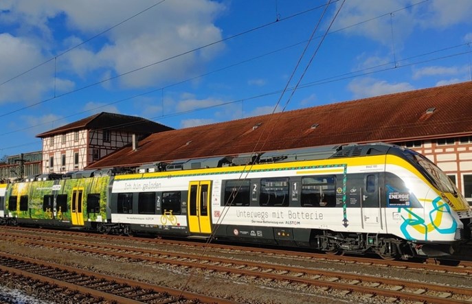 Akumulatorowa Coradia rozpocznie kursowanie w dwóch niemieckich landach