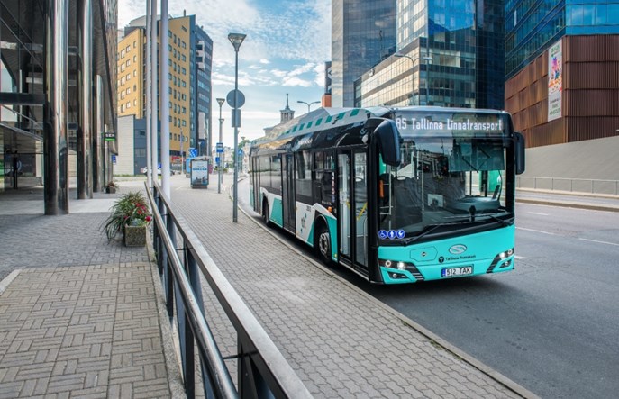 Tallin kupuje kolejne gazowe Solarisy. W sumie będzie ich 350