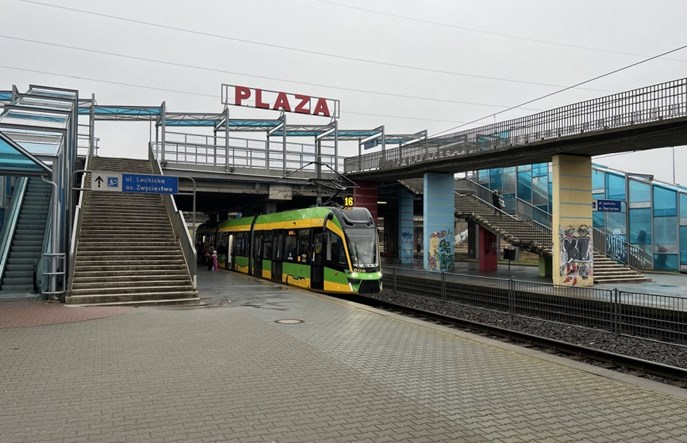 Poznań. Moderusy Gamma wycofane ze zmodernizowanej PST. Przez wężykowanie