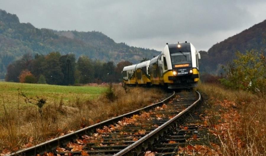 Dolny Śląsk walczy o kolej do Srebrnej Góry Dolny Śląsk walczy o kolej do Srebrnej Góry