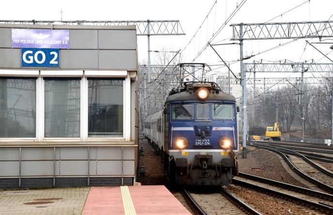 Ministerstwo Infrastruktury: Niższy VAT szansą na tańsze bilety PKP Intercity