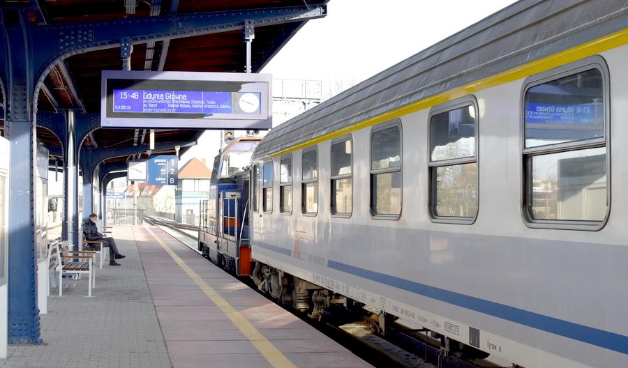 Orkan Dudley demoluje rozkład jazdy pociągów [aktualizacja]