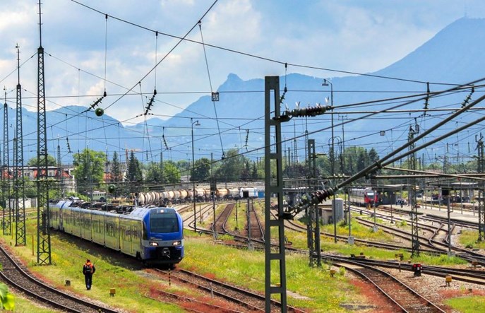 Gigantyczne zamówienie OBB na 186 piętrusów ponownie dla Stadlera