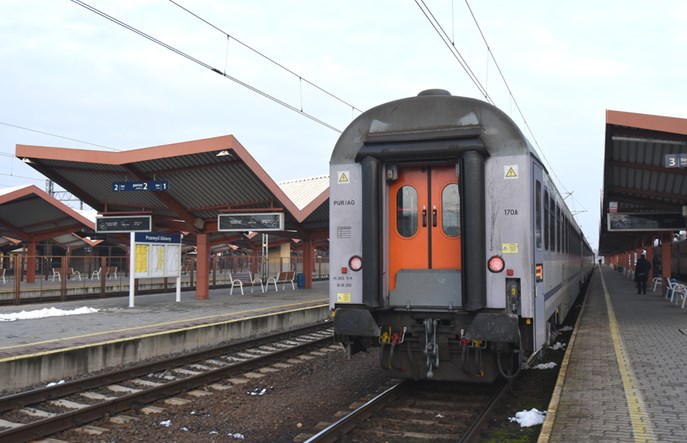 Wojna na Ukrainie. Na stacji Przemyśl Główny pomoc dla uchodźców działa dobrze