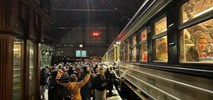 Ewakuacja z Kijowa trwa mimo ostrzału. UZ uratowały pociąg z benzyną