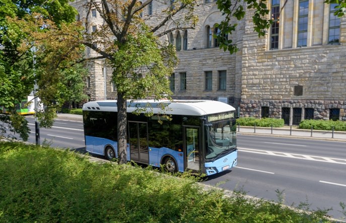 ÖBB Postbus podpisuje kolejną umowę ramową na dostawę elektrycznych i wodorowych Solarisów