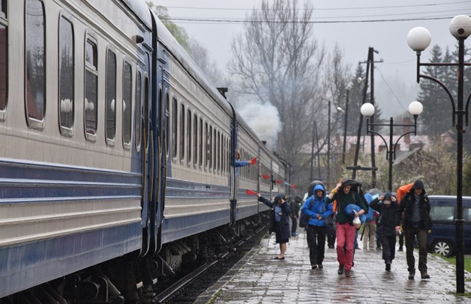 Kolej na Ukrainie. Dokąd jeszcze kursują pociągi i jak wjechać do państw Unii?