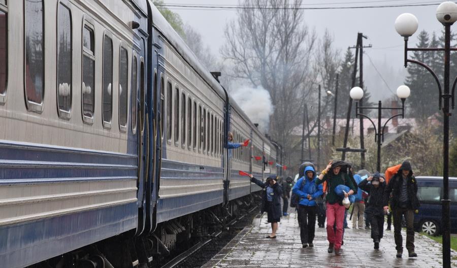 Kolej na Ukrainie. Dokąd jeszcze kursują pociągi i jak wjechać do państw Unii? Kolej na Ukrainie. Dokąd jeszcze kursują pociągi i jak wjechać do państw Unii?