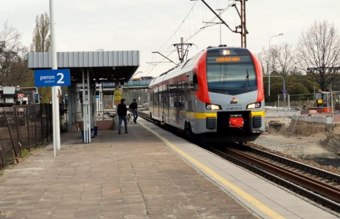 Koniec utrudnień na linii Łowicz – Łódź, ale nie na odcinkach do Skierniewic i Kutna 