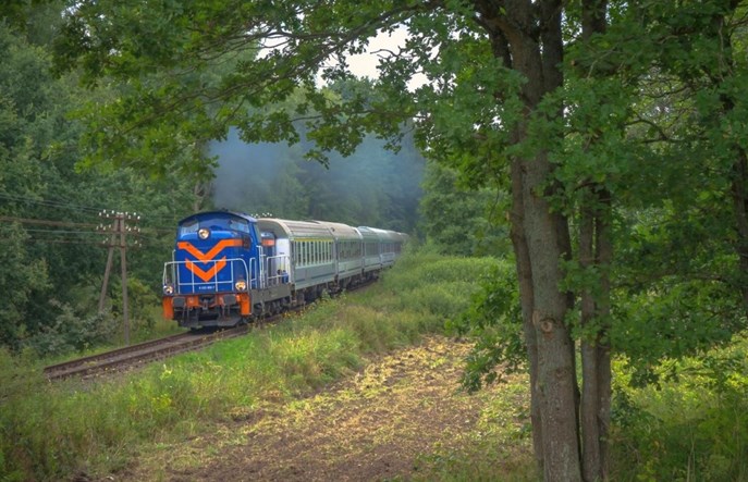 W lutym przewozy o 23% niższe niż przed pandemią