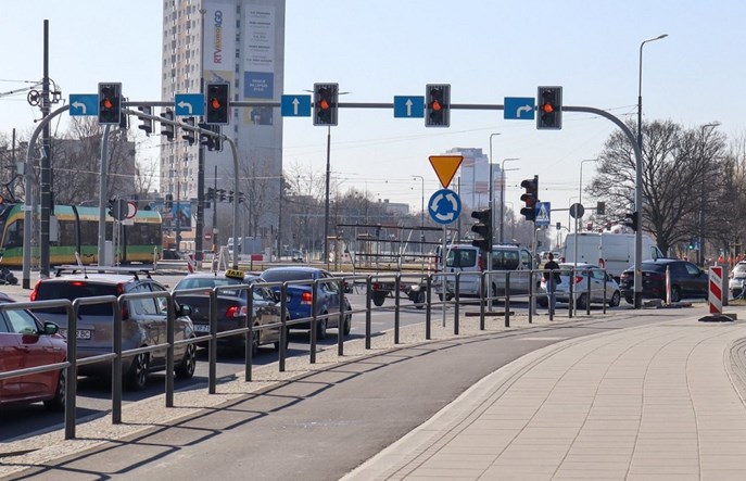 Udostępnienie buspasa na rondzie Rataje w Poznaniu