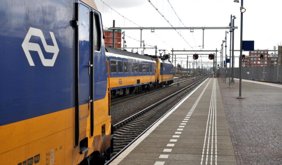 Po kolejowym skandalu w Holandii. Dlaczego pociągi przestały kursować?