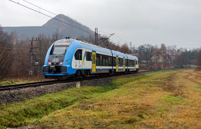 Koleje Śląskie ze zgodą na komercyjne pociągi Katowice – Wrocław